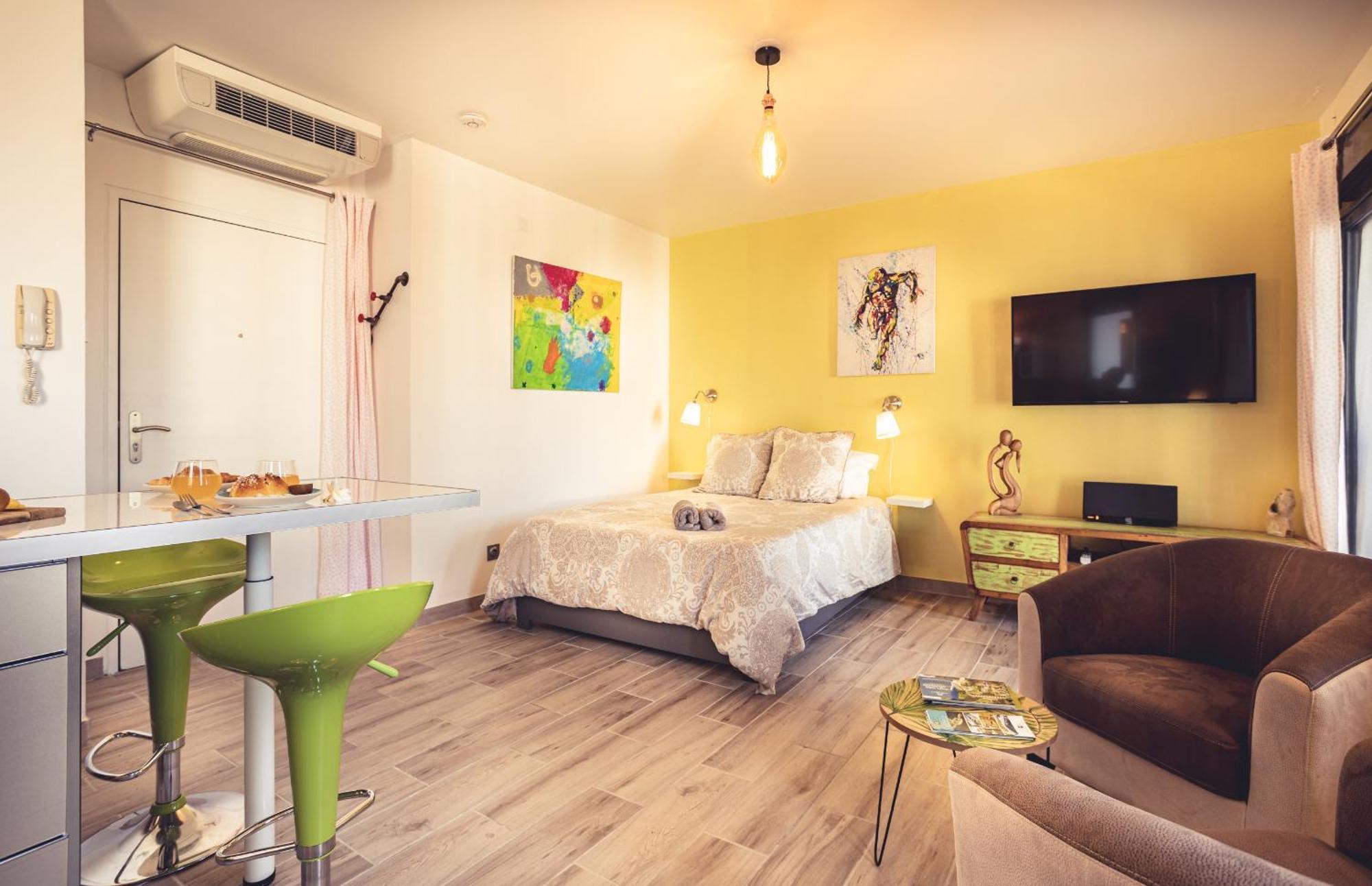 Appart' Cameleon, Studio Front De Mer, Tout A Pied Saint Pierre Bagian luar foto